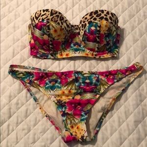 Gorgeous VS Bikini Set